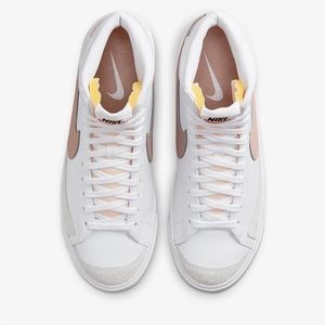 Nike Blazer Mid ‘77 NWT size 8.5 women’s